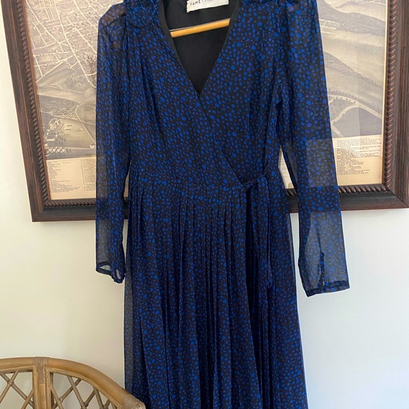 Frame and Partners wrap dress. - Picture 4 of 10